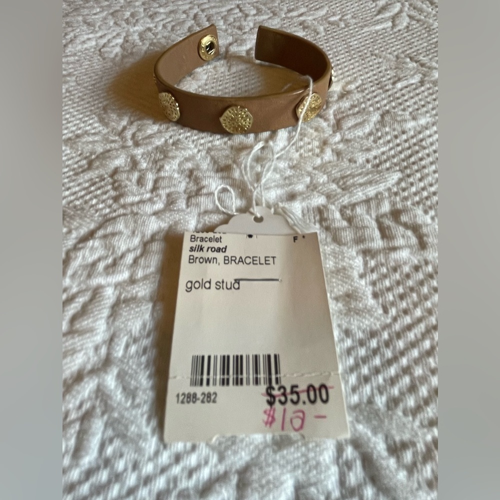 Brown bracelet with gold stud - Picture 3 of 3